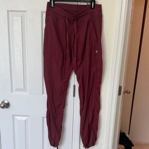 Women’s Lulu Lemon Jogger Pants